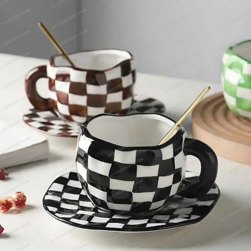 250ml Zwart-witte afwisselende - Alternative To Coffee And Tea recensie en prijs